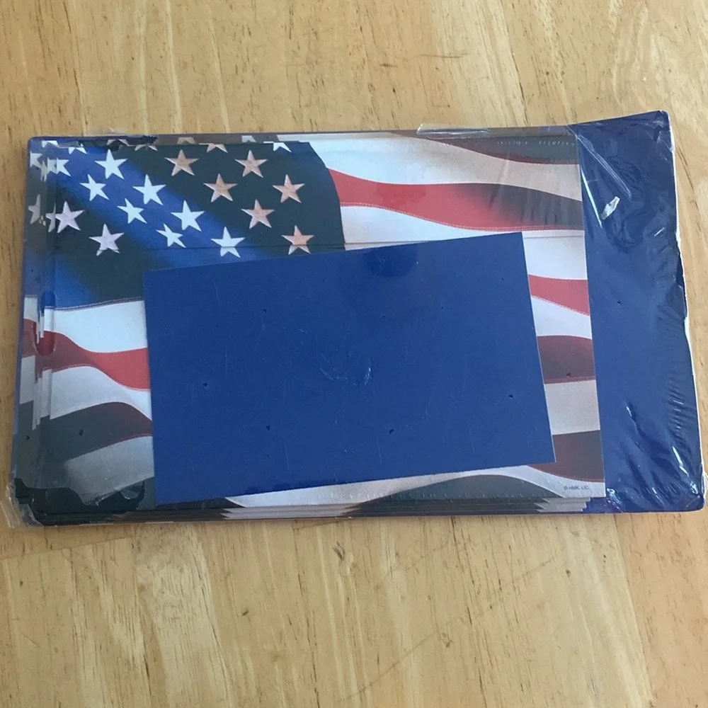 8 patriotic American Flag Hallmark Note cards with star seals. NWT NIP About 5x7
